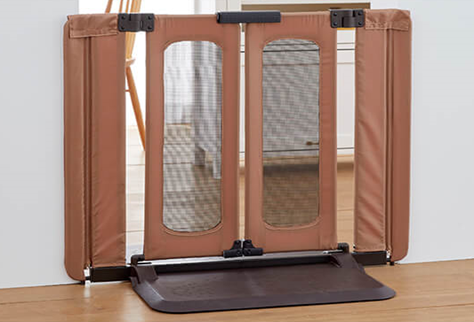 Indoor Pet Barriers/Pet safety Gates
